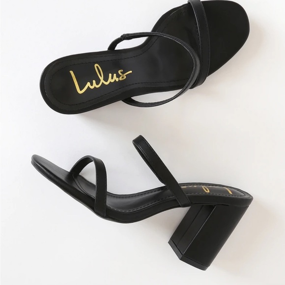 Lulus black chunky heels - Picture 3 of 4